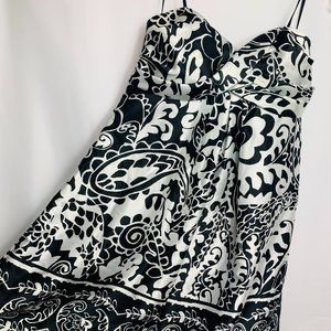 XSCAPE by Joanna Chen Black and White Empire Style Strapless Dress Size 12